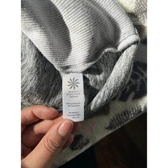 Athleta womans pullover Sweater size Small color Gray - Picture 6 of 7
